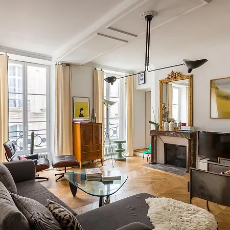 Апартаменты Veeve - Steps From Les Grands Boulevards Париж